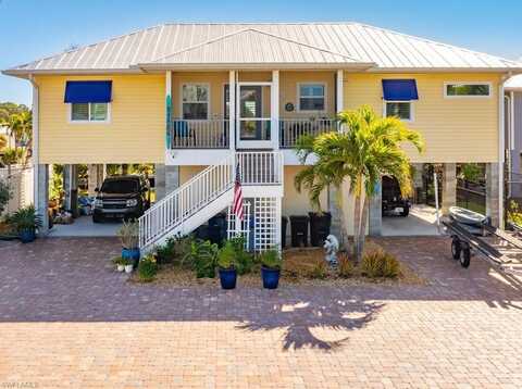 24536 Dolphin, BONITA SPRINGS, FL 34134