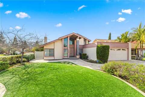 15965 Clarendon Street, Fountain Valley, CA 92708