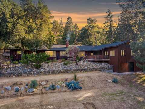 40172 Calle Rosalito, Green Valley, CA 91390