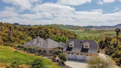 26525 Carancho Road, Temecula, CA 92590