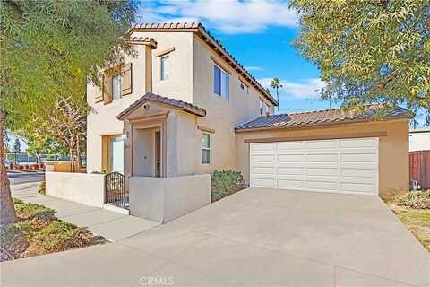 7003 Windmill Lane, Paramount, CA 90723