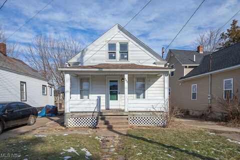 702 W 18th Street, Lorain, OH 44052