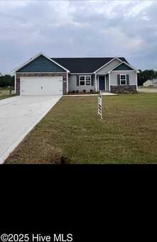 230 N Windy Ridge Road, Hubert, NC 28539