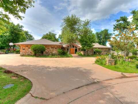 4715 Innsbrook Lane, Oklahoma City, OK 73142