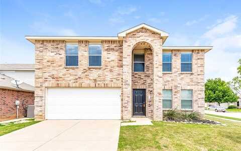 5700 Addington Drive, Fort Worth, TX 76135