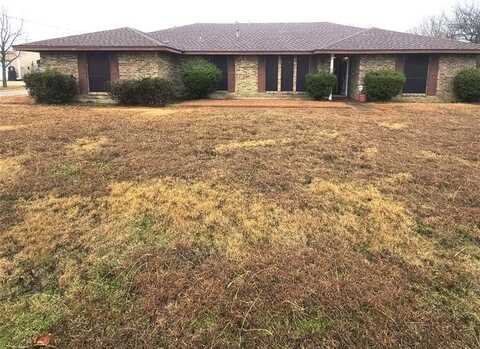 134 Hollie Drive, Red Oak, TX 75154