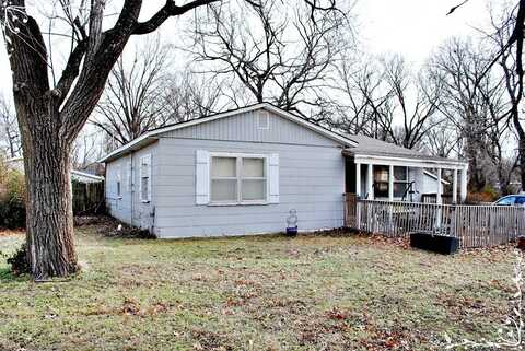 2412 N 10th, Independence, KS 67301