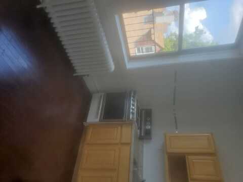 87-32 123 St, Richmond Hill, NY 11418