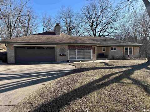 1315 CEDAR Street, Davenport, IA 52804