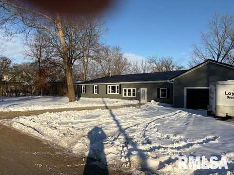 79 LAKESIDE Drive, Chatham, IL 62629