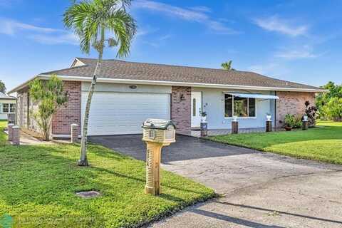 7102 NW 93rd Ave, Tamarac, FL 33321