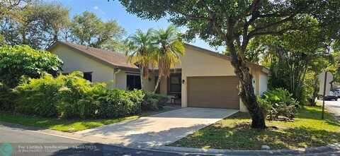 2216 Seagrape Cir, Coconut Creek, FL 33066