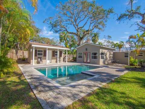 3825 Mockingbird Drive, Vero Beach, FL 32963