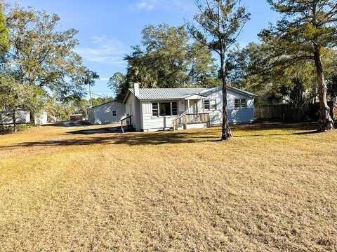 723 Three Rivers Rd, Carrabelle, FL 32322