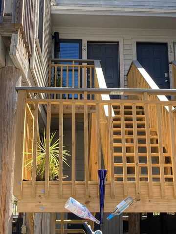 1804 E Gulf Beach Dr, St. George Island, FL 32328