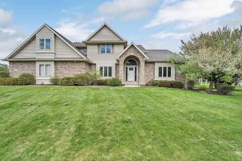 1584 RAVINE Drive, GREEN BAY, WI 54313
