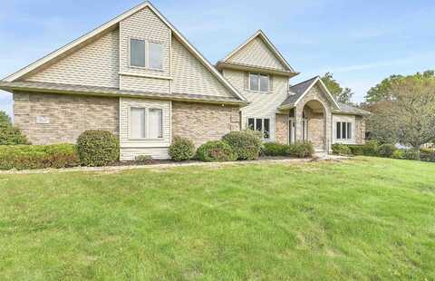 1584 RAVINE Drive, GREEN BAY, WI 54313