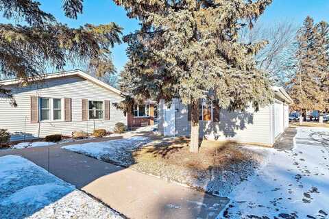 1001 S WEST Court, APPLETON, WI 54915