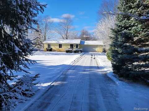 1544 CHILSON Road, Howell, MI 48843