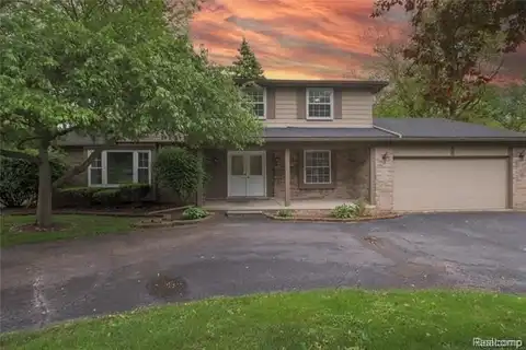 6868 VACHON Drive, Bloomfield Hills, MI 48301