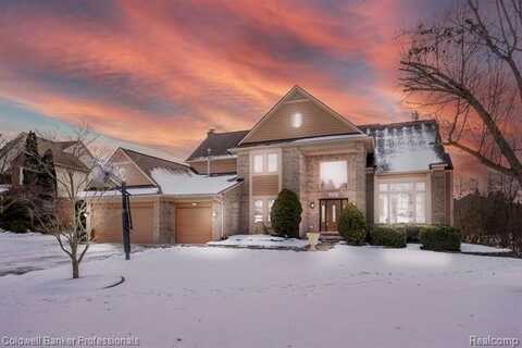 45455 IRVINE Drive, Novi, MI 48374