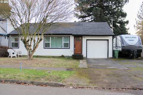 1554 E 2ND ST, Newberg, OR 97132