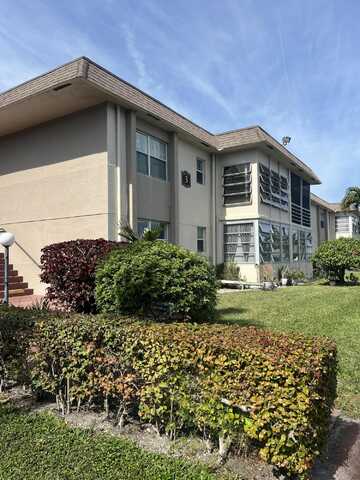 504 Davis Road, Palm Springs, FL 33461