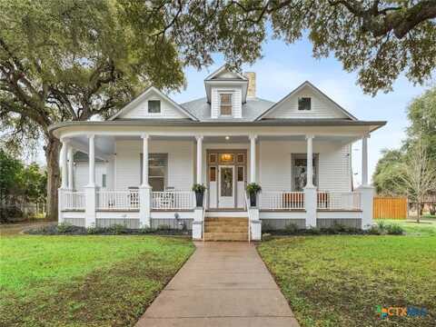 604 Saint Michael Street, Gonzales, TX 78629