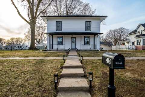 310 N CHESTNUT Street, AVOCA, IA 51521