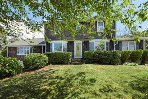 22 JH Dwyer Drive, Middletown, RI 02842