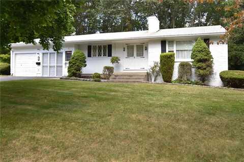 15 Highwood Drive, Coventry, RI 02816