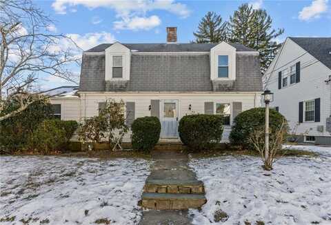 43 Rockland Avenue, Cranston, RI 02910