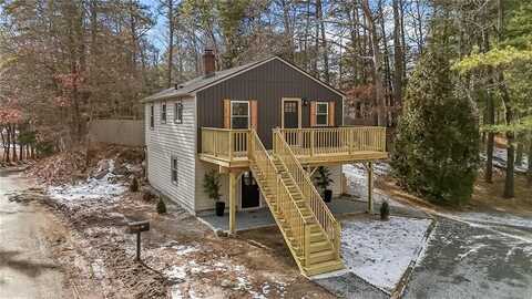 69 Thurston Drive, Hopkinton, RI 02832