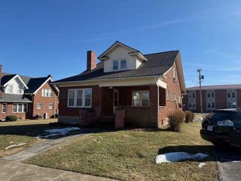 305 W Washington St, Galax, VA 24333