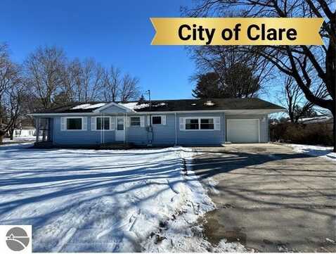 507 John Street, Clare, MI 48617