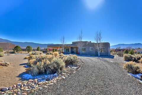 302 Morgan Road, Taos, NM 87571