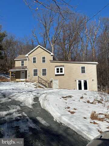 15205 CHARMIAN ROAD, BLUE RIDGE SUMMIT, PA 17214