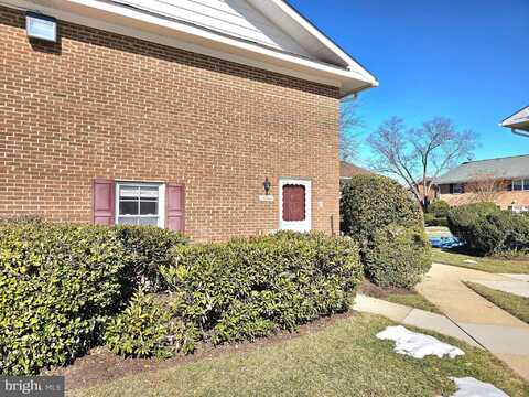 8734 WALUTES CIRCLE, ALEXANDRIA, VA 22309