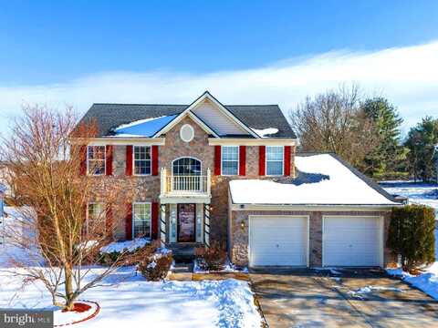 245 HUNTER CREEK DRIVE, YORK, PA 17406