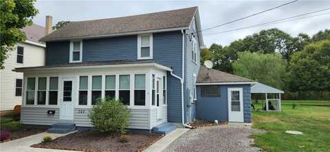 605 Dean St, Confluence, PA 15424