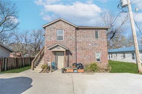 109 SW 2nd AVE Unit #C, Gravette, AR 72736