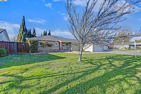 5233 Paxton Ct, Fremont, CA 94536