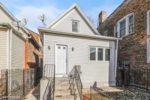 3710 W. Grand Avenue, Chicago, IL 60651