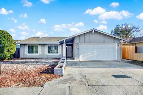 292 Yellowstone Drive, Vacaville, CA 95687