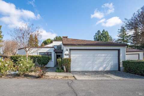 1305 Hazelwood Court, Dixon, CA 95620