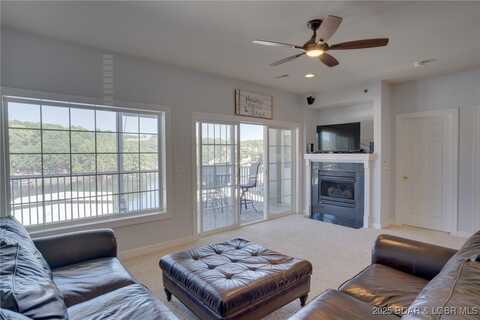 68 Lighthouse Road unit: 231, Lake Ozark, MO 65049