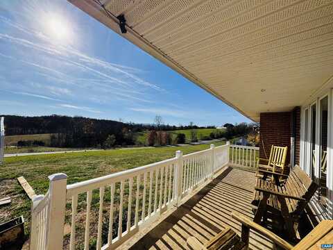 242 BALSLEY RD, STAUNTON, VA 24401