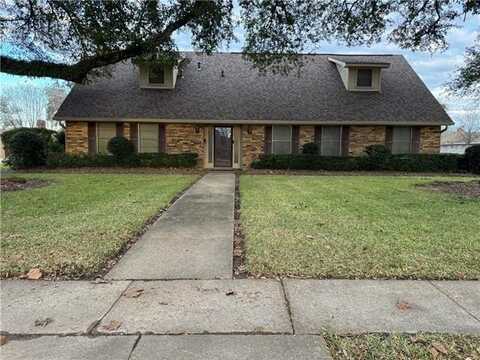 215 SWEETBRIAR Drive, Alexandria, LA 71303