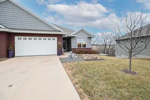 506 Majestic Oak Court, Solon, IA 52333