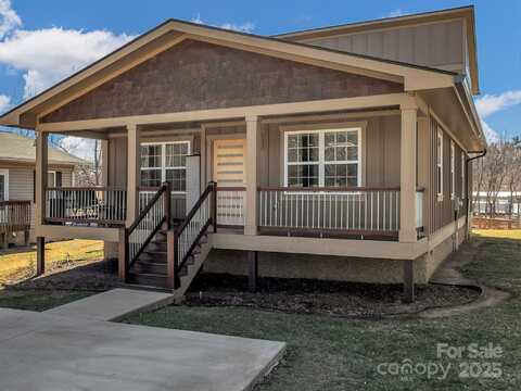 215 E Oakview Road, Asheville, NC 28806